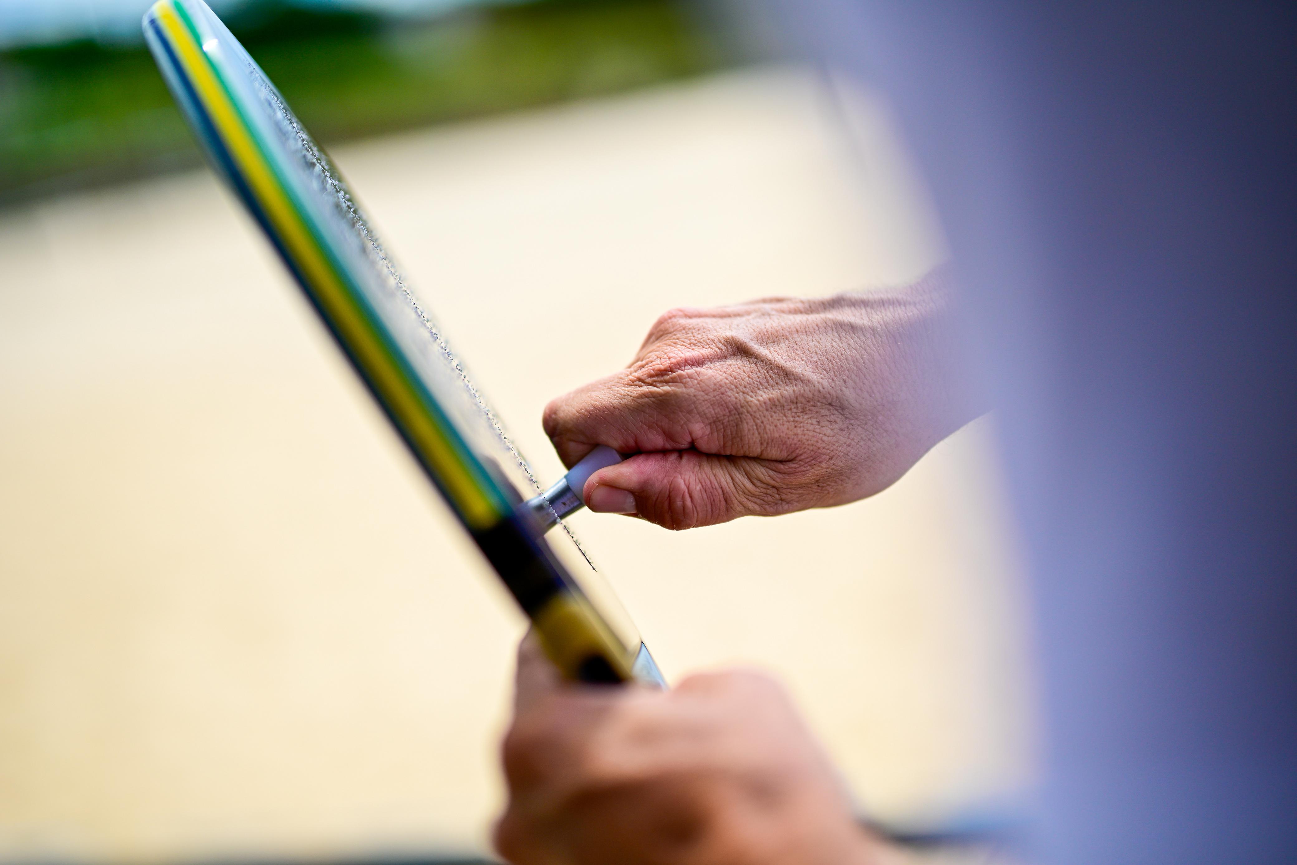 Raquete customização furo perfuração #5